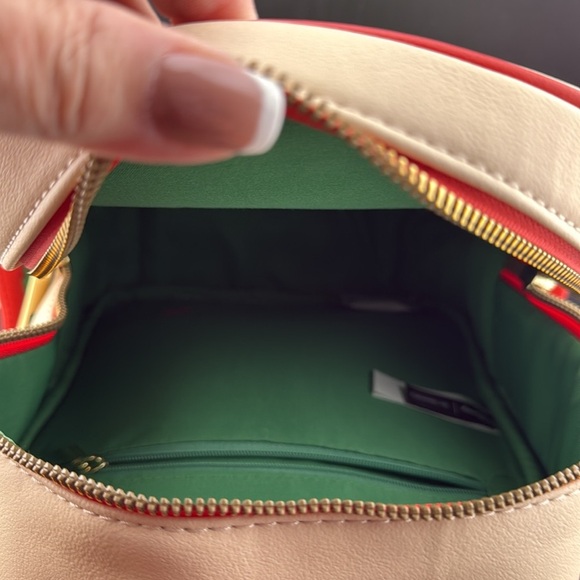 Her Universe Disney Winnie The Pooh Christmas Ornament Mini Backpack NWT - Picture 6 of 6